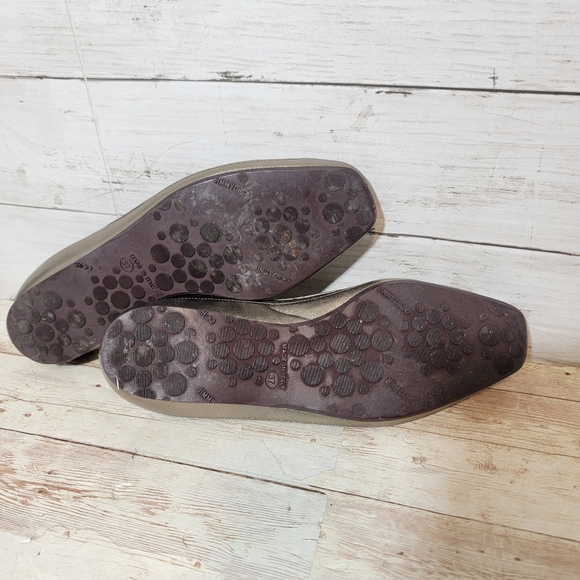 Jimmy Choo Metallic Flats EU 37 - Picture 7 of 12